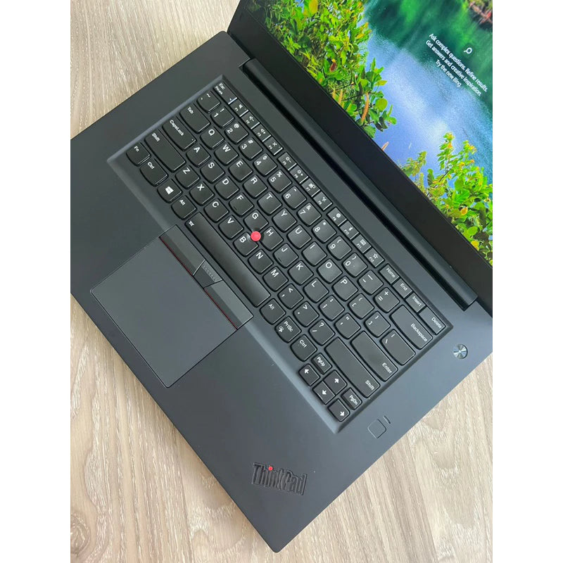 P1 Gen 1 Mobile Workstation Lenovo ThinkPad | Xeon E-2176M | 32GB 512GB | NVIDIA Quadro P2000 Max-Q 4GB GDDR5 | Windows