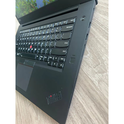 P1 Gen 1 Mobile Workstation Lenovo ThinkPad | Xeon E-2176M | 32GB 512GB | NVIDIA Quadro P2000 Max-Q 4GB GDDR5 | Windows