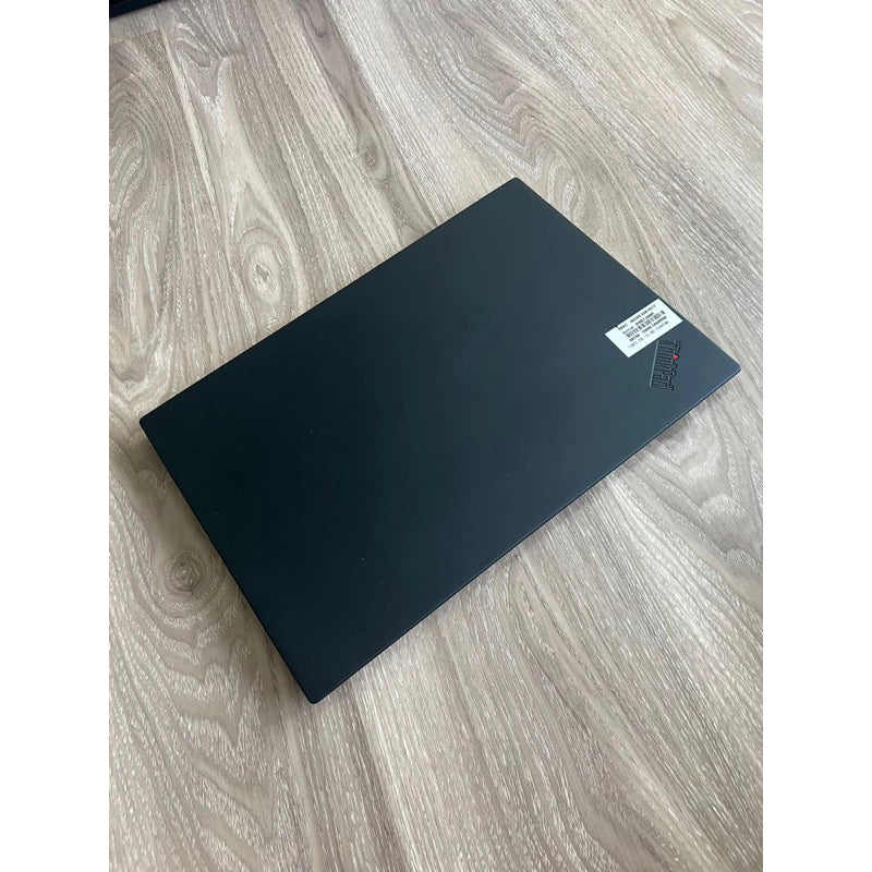 P1 Gen 1 Mobile Workstation Lenovo ThinkPad | Xeon E-2176M | 32GB 512GB | NVIDIA Quadro P2000 Max-Q 4GB GDDR5 | Windows