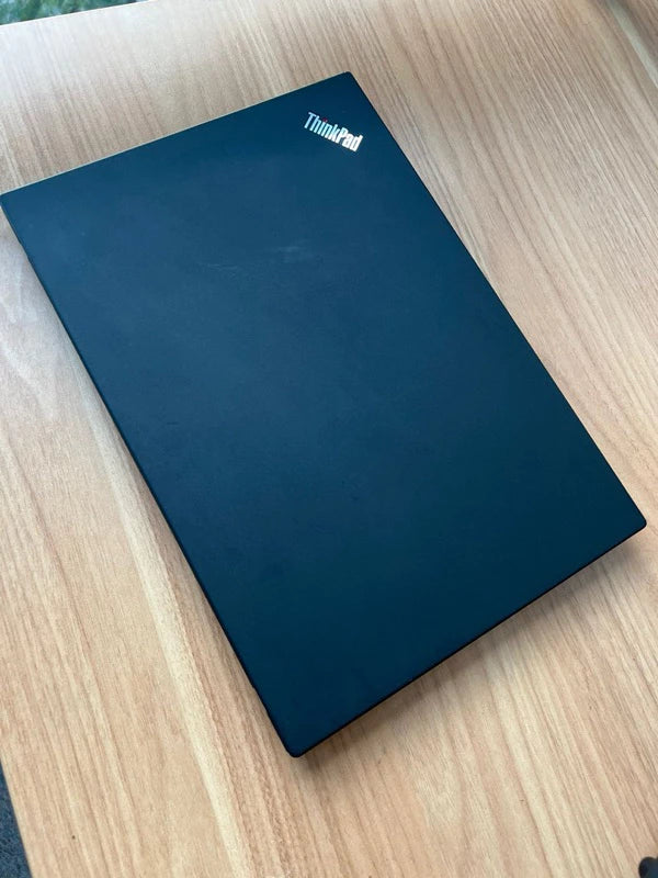 Lenovo ThinkPad Laptop P43S | i7-8665U 16GB 256GB | NVIDIA Quadro P520 2GB | Windows 11 Pro Microsoft Office 2021