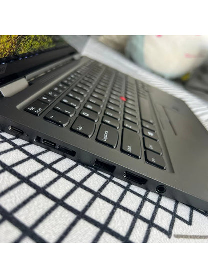 Lenovo ThinkPad X1 Yoga 4th Gen 2-in-1 Premium Ultrabook/ 14” FHD Touch with Stylus/ i5-8365U / 8GB 256GB NVMe SSD/