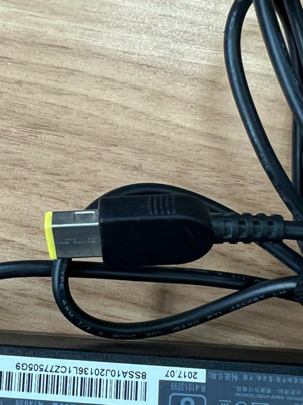 (USED)Charger Power Adaptor for Lenovo Laptop 20V-3.25A